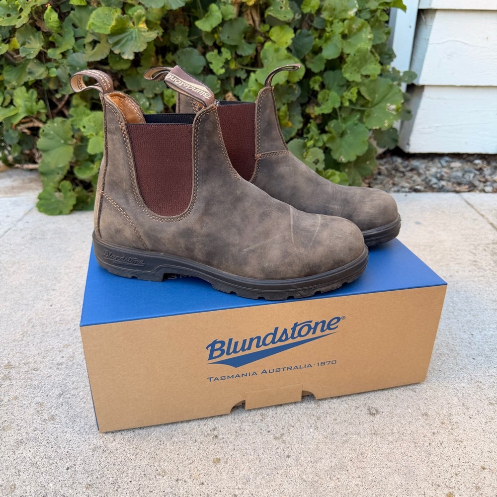 Blundstone Women’s Classics #585 - Rustic Brown (9)